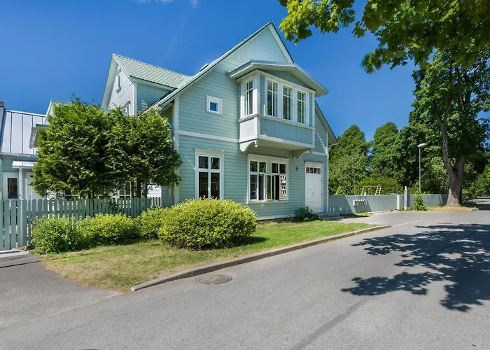 Kerese Apartments
