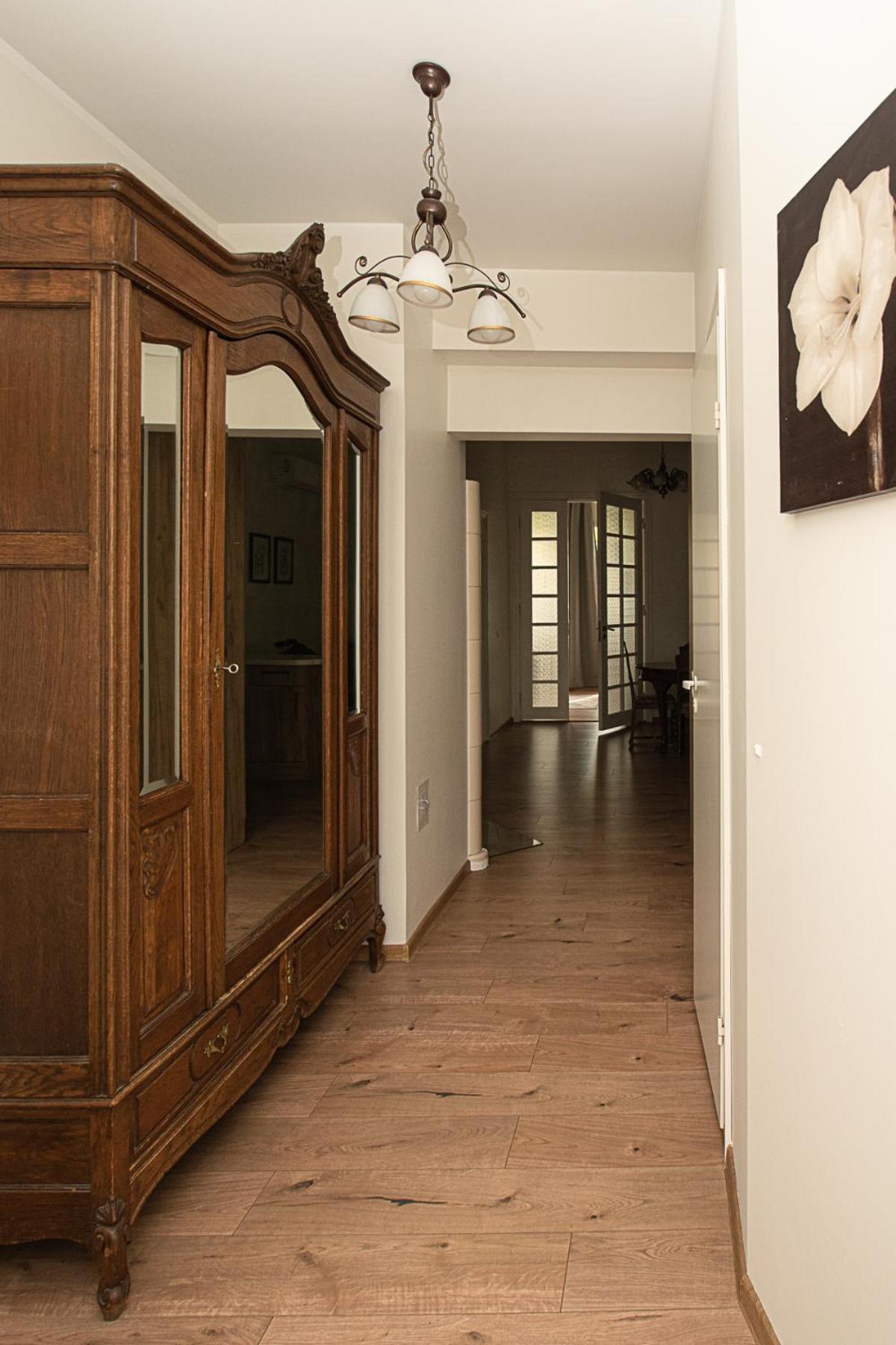 Apartment Kerese