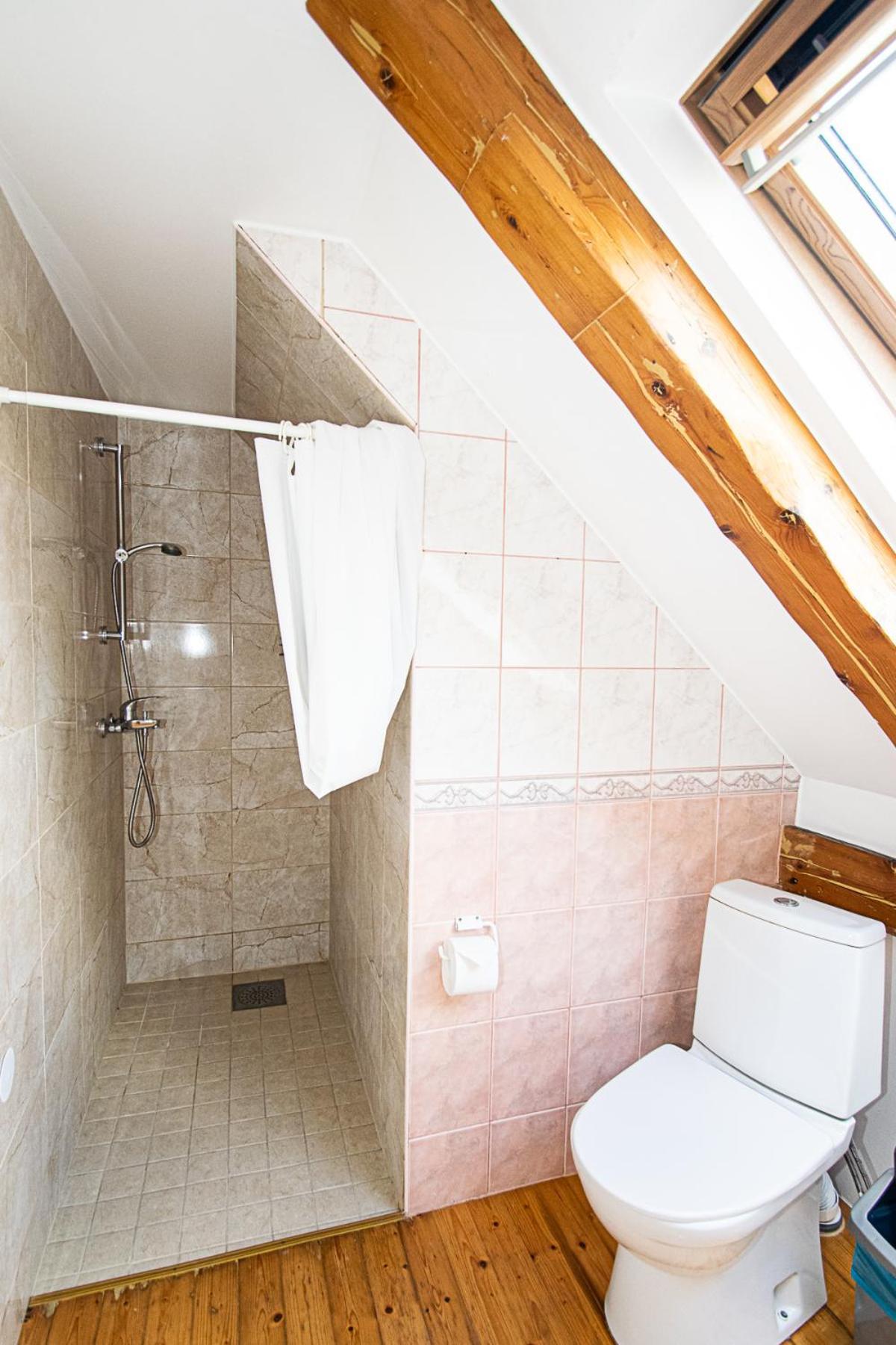 Apartment Kerese *